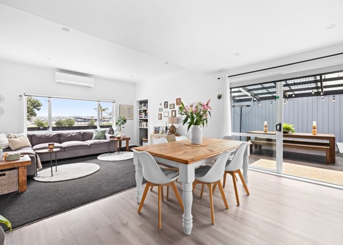  at 29 Pukeko Place, Westshore, Napier