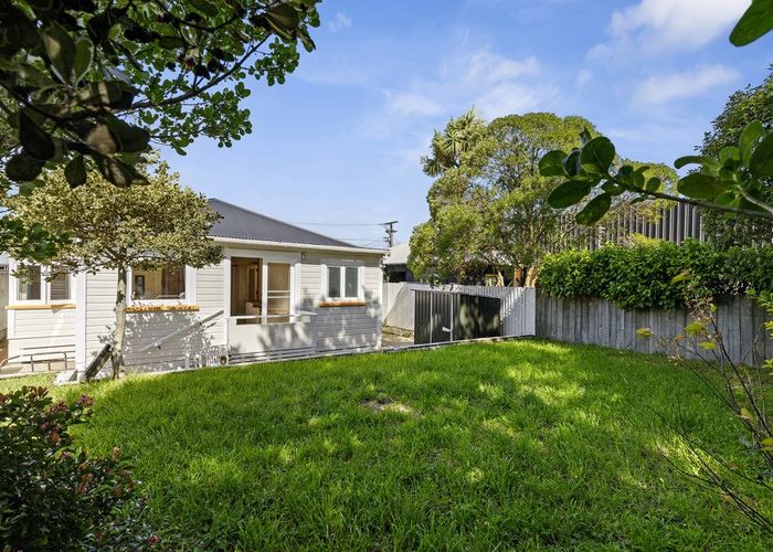  at 5 Oriental Street, Petone, Lower Hutt, Wellington