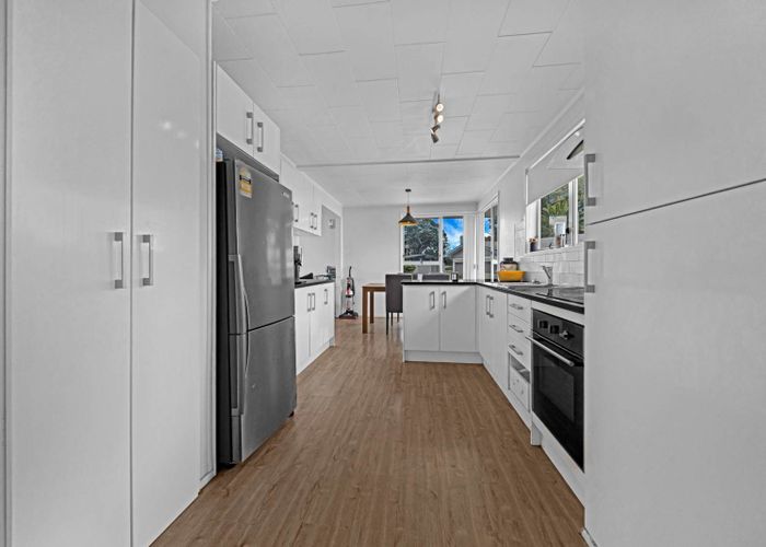  at 7 Hywell Place, Manurewa, Manukau City, Auckland