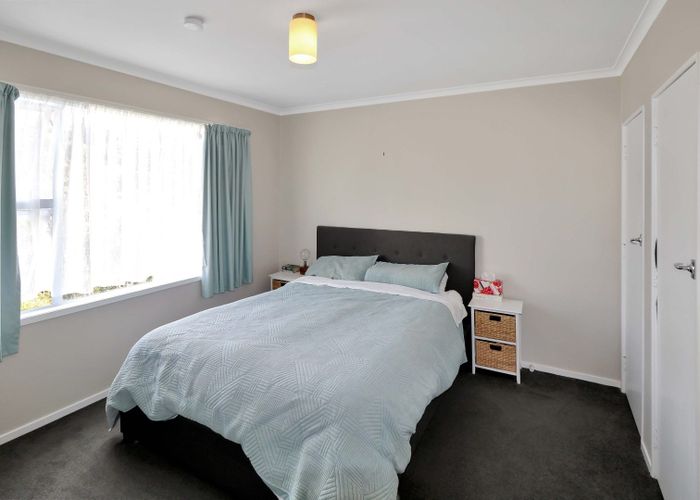  at 27A Kellsmere Crescent, Island Bay, Wellington, Wellington