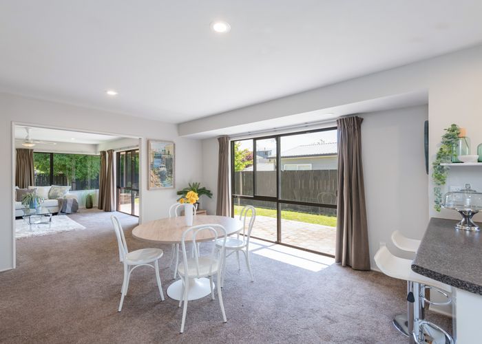  at 36 Rochfort Drive, Richmond