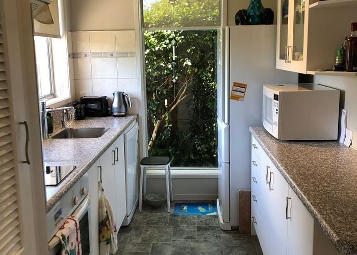  at 25B Sillary Street, Hamilton East, Hamilton