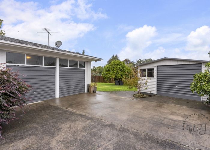 at 14 Lakeside Drive, Pahurehure, Papakura, Auckland