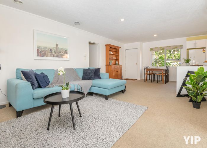  at 17B Kentwood Drive, Woodridge, Wellington