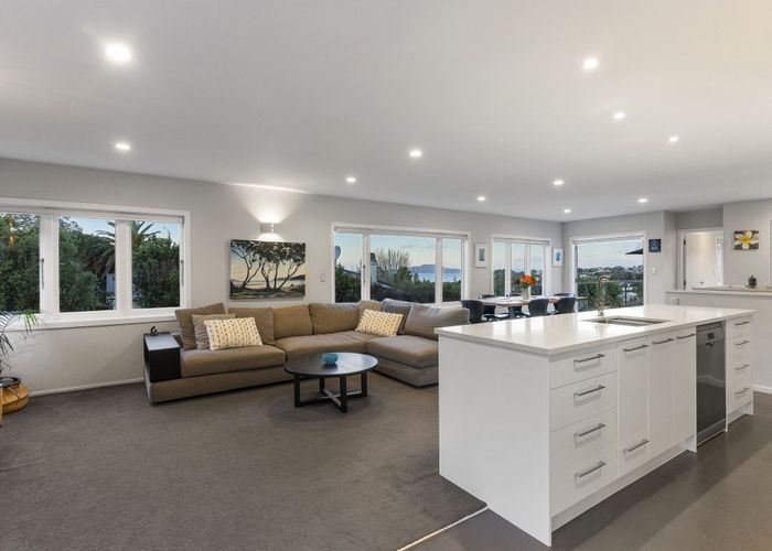  at 16 Jellicoe Road, Murrays Bay, North Shore City, Auckland
