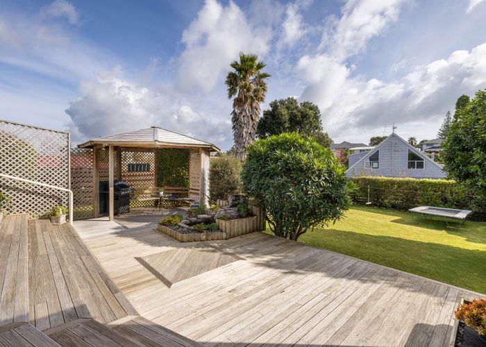  at 15 Warwick Place, Brookfield, Tauranga