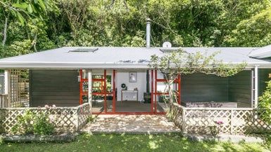  at 18 Parsons Glen, Karori, Wellington