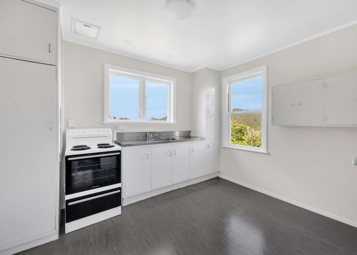  at 8 Montgomery Avenue, Karori, Wellington, Wellington