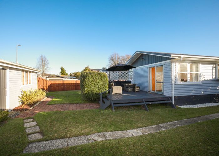  at 22 Joanna Place, Deanwell, Hamilton