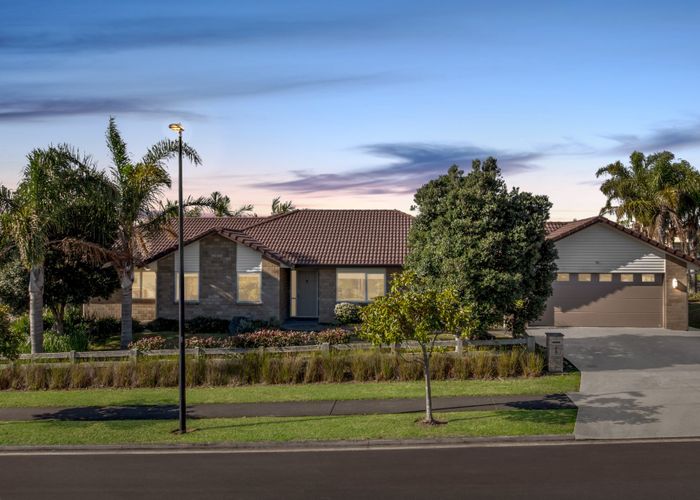  at 1 Defender Crescent, Beachlands, Auckland