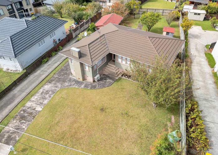  at 59 Tiroroa Ave, Te Atatu South, Waitakere City, Auckland