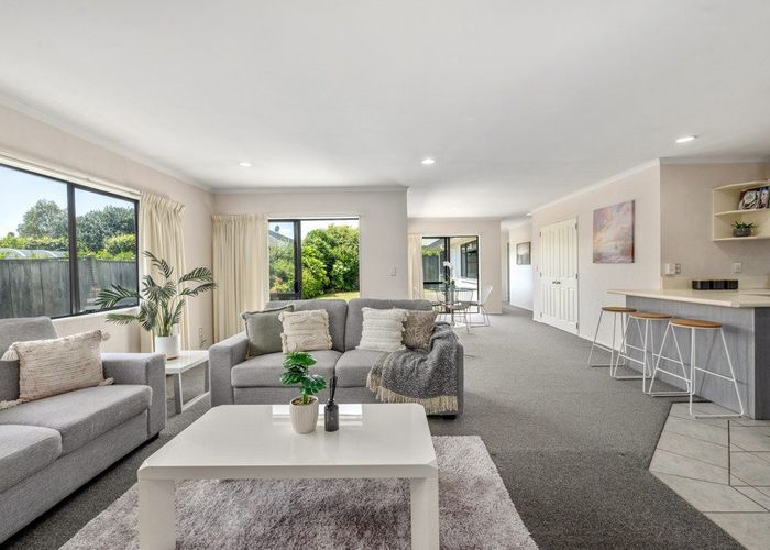  at 42 Warwick Drive, Lynmore, Rotorua
