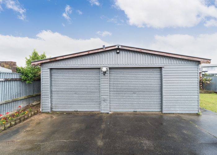  at 35 Karamea Crescent, Kelvin Grove, Palmerston North, Manawatu / Whanganui