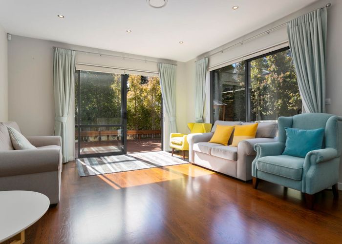  at 42 Harrowglen Drive, Northcross, Auckland