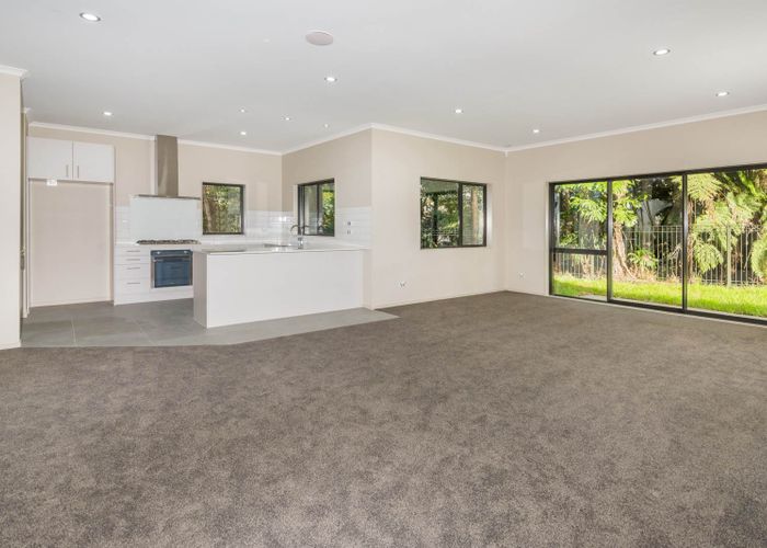  at 2 Uruhau Close, Torbay, Auckland