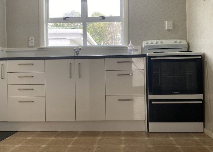  at 384 Botanical Road, West End, Palmerston North