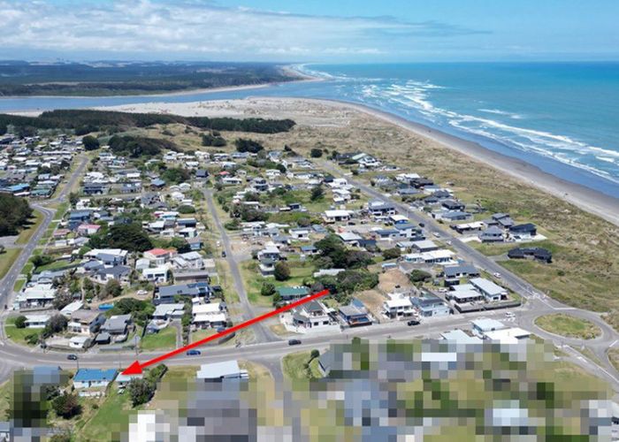  at 7 Ocean Beach Street, Foxton Beach, Foxton
