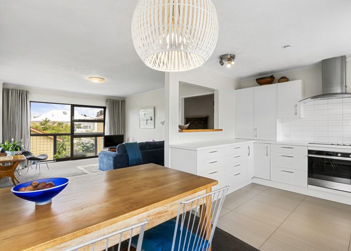  at 2/54 Garnet Road, Westmere, Auckland City, Auckland
