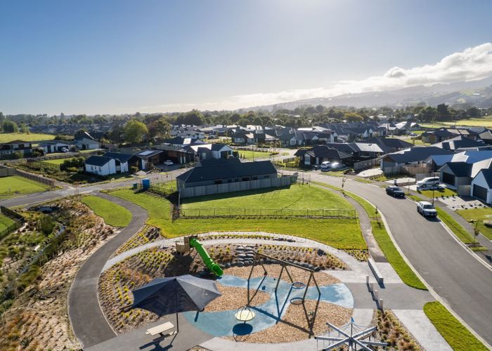  at 21 Paradise Way, Halswell, Christchurch City, Canterbury