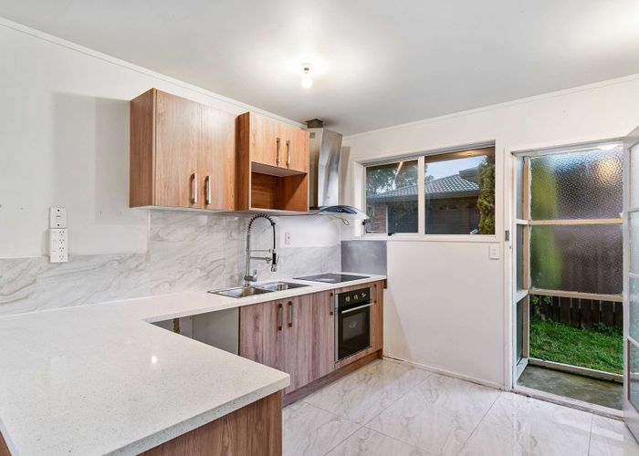 at 1/48 McLeod Road, Henderson, Auckland