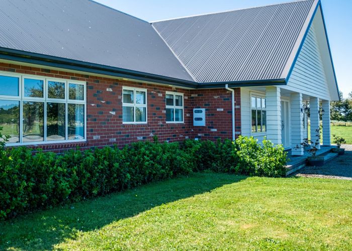  at 61 Hekeao Road, SURREY HILLS, ASHBURTON