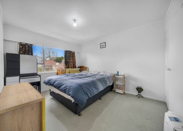  at 5/15A Oates Road, Glen Eden, Waitakere City, Auckland