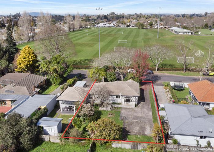  at 17 Brown Street, Hamilton East, Hamilton, Waikato