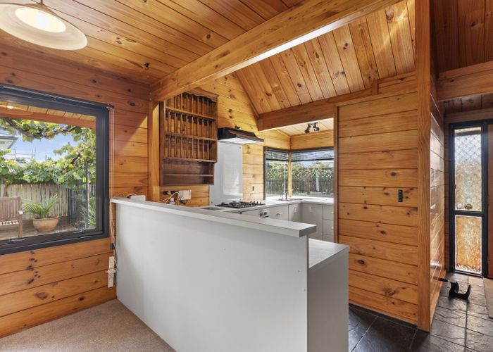  at 40 Kingston Street, Awapuni, Palmerston North, Manawatu / Whanganui