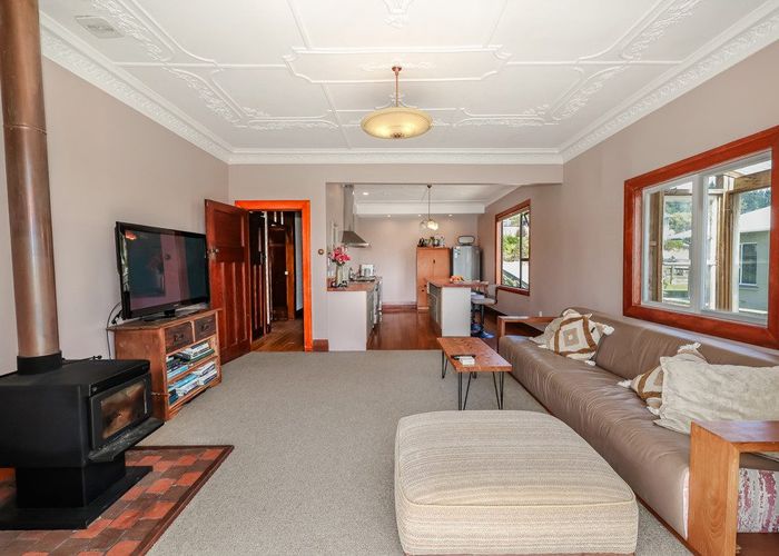 at 1 Kirkland Street, Green Island, Dunedin