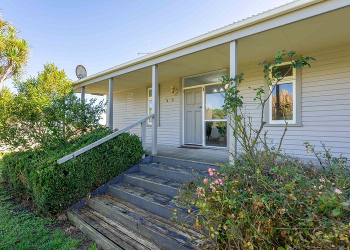  at 35 Old Coach Road South, Ōtaki Beach, Ōtaki