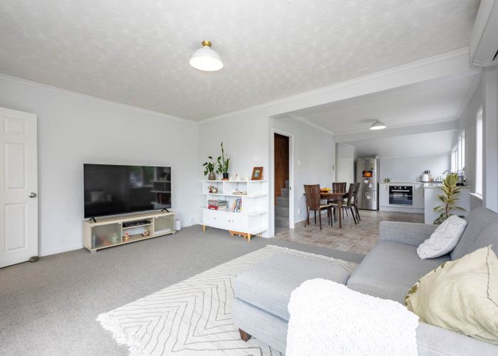  at 8 Withers Road, Glen Eden, Waitakere City, Auckland