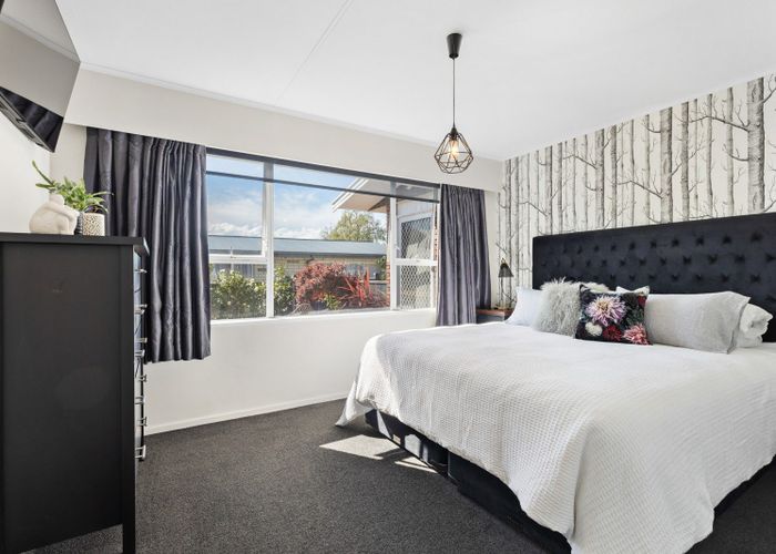  at 16 Lockhart Avenue, Milson, Palmerston North