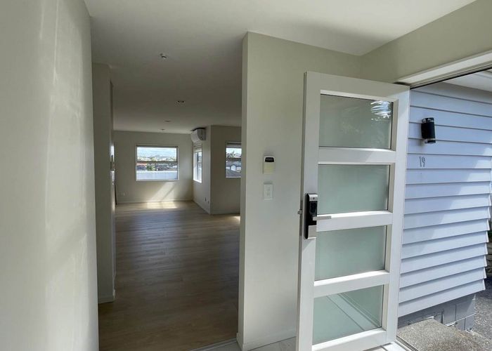  at 19 Rosedale Road, Pinehill, North Shore City, Auckland