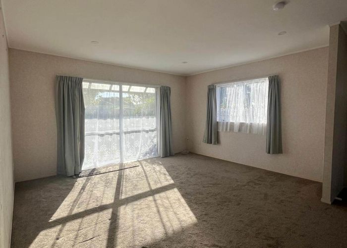  at 1/43 Holly Street, Avondale, Auckland City, Auckland