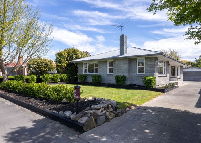  at 35 Dunster Street, Burnside, Christchurch