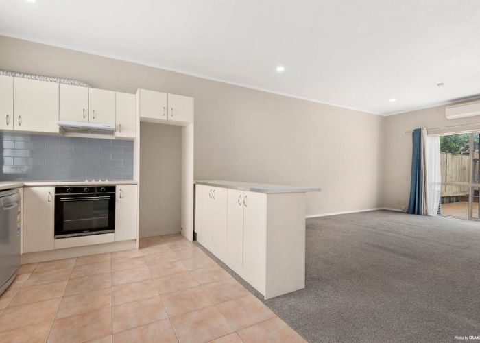 at 3 Vitex Lane, Henderson, Waitakere City, Auckland