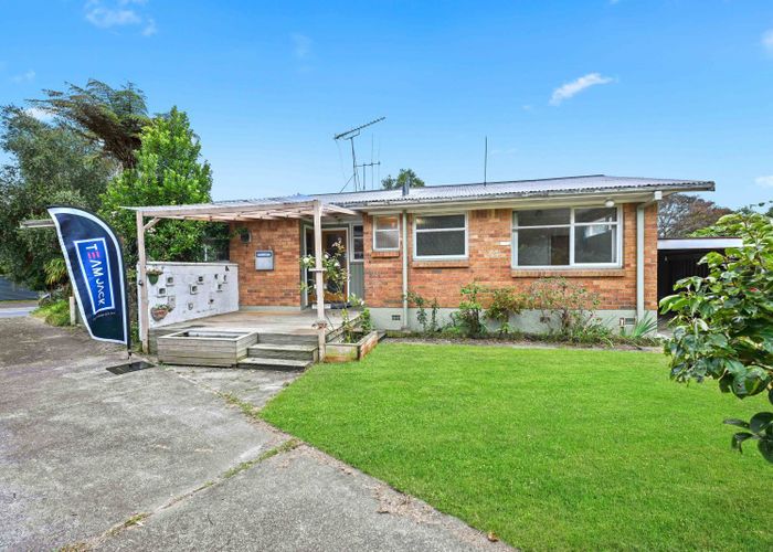  at 56 Pulham Crescent, Queenwood, Hamilton