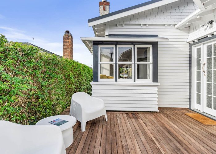  at 14 Sunny Brae Crescent, Westmere, Auckland