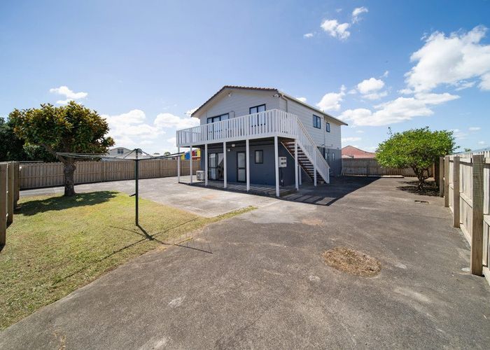  at 77 Maplesden Drive, Clendon Park, Auckland
