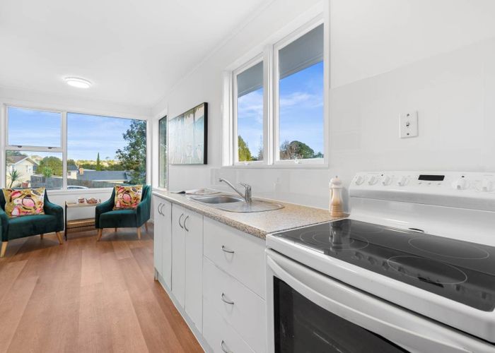  at 14 Juniper Road, Sunnynook, Auckland