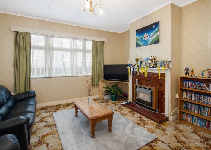  at 134 Onepu Road, Lyall Bay, Wellington