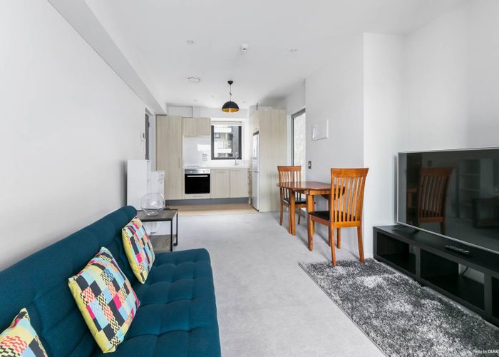  at 416/5 Howe Street, Auckland Central, Auckland