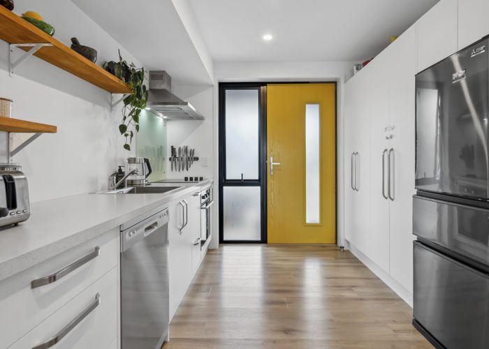  at 4/45 Cessna Crescent, Mangere, Manukau City, Auckland
