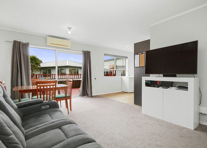  at 27A Chetwode Grove, Newlands, Wellington, Wellington