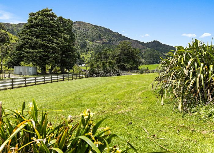  at 1085 Ahuroa Road, Makarau, Warkworth