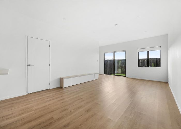  at 67 Whare Kauri Road, Takanini, Papakura, Auckland