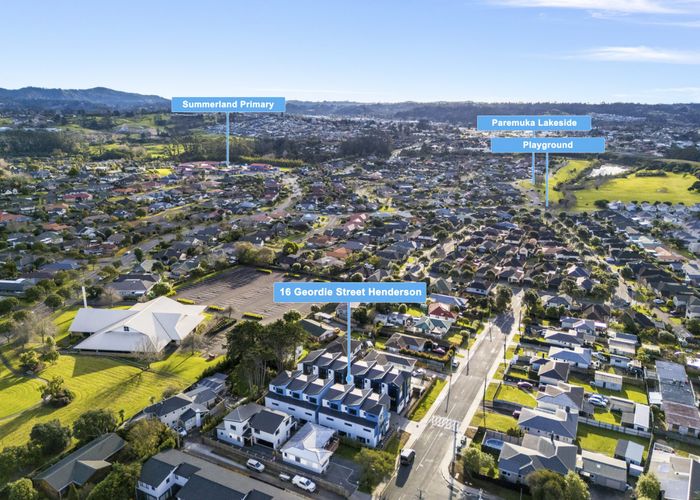  at 16D Geordie Street, Henderson, Waitakere City, Auckland