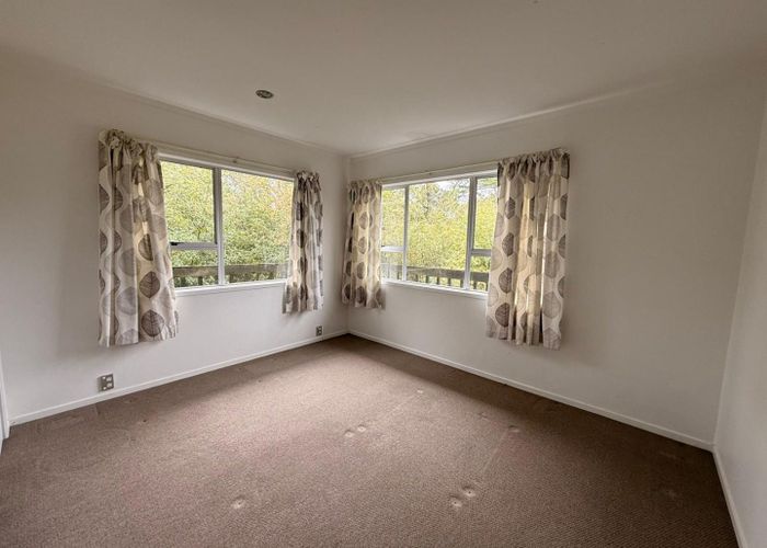  at 223b Beach Haven Road, Beach Haven, North Shore City, Auckland