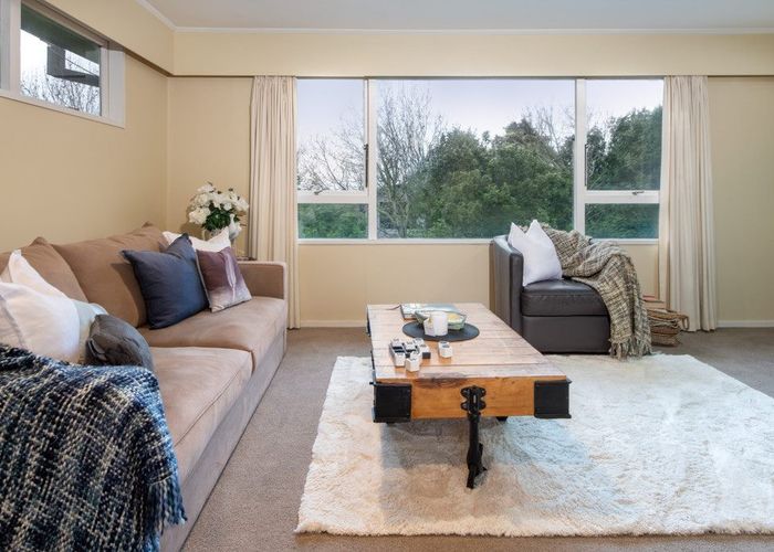  at 1/39 View Road, Campbells Bay, Auckland