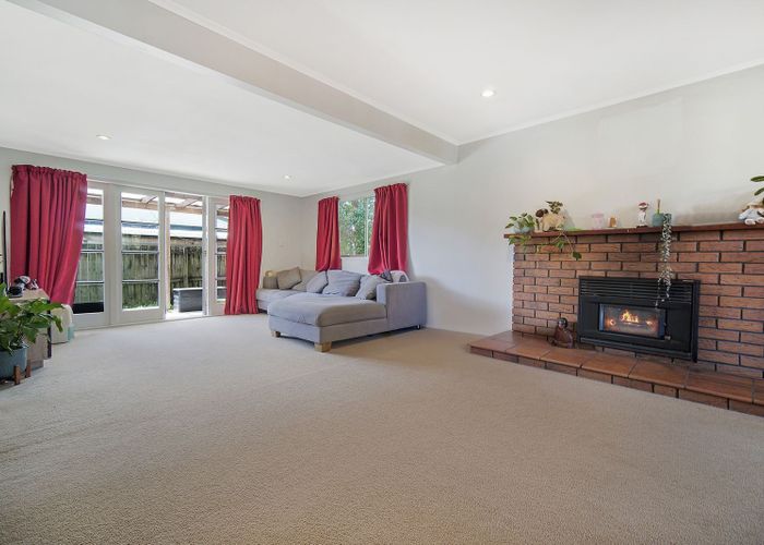  at 35 Woodside Road, Massey, Waitakere City, Auckland